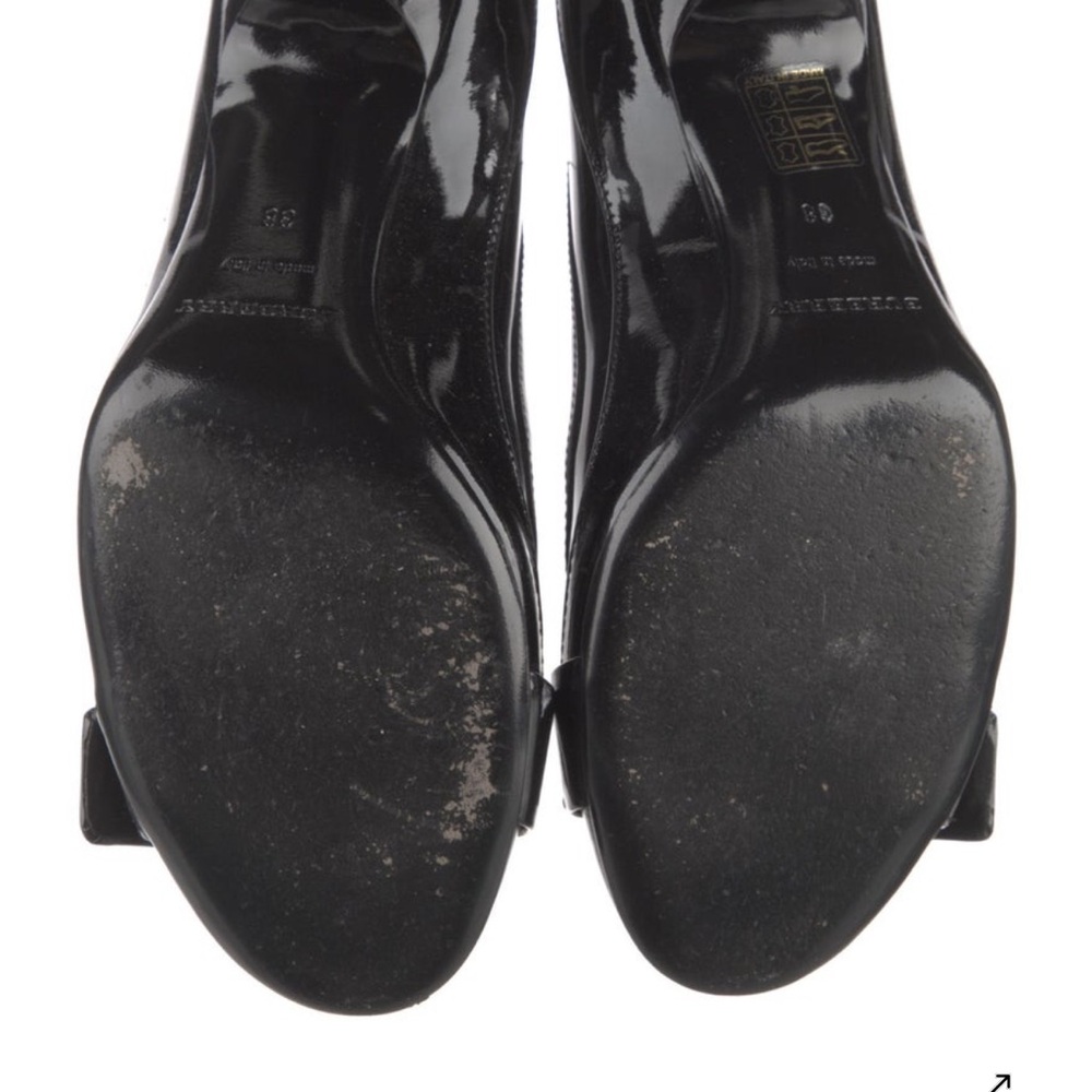 Authentic Burberry Nova Check Patent Heels + Burberry cloth dust bag - Picture 4 of 13